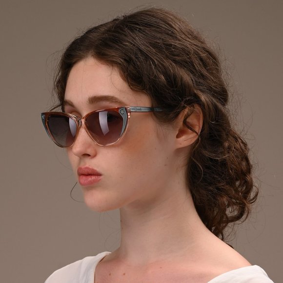 Cateye vintage sunglasses by Guy Laroche, France 80s main image 5